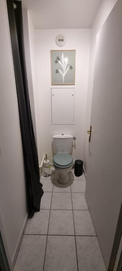 Appartement Cosy Pres Du Rer Chessy  Exterior photo